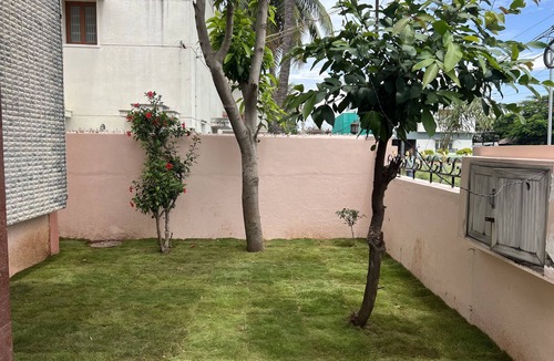 Coimbatore Villa | Cheerful 5- bedroom villa in Thudiyalur with Mountain View