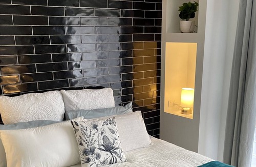 Cranbourne West House | Cheerful Cranbourne Home