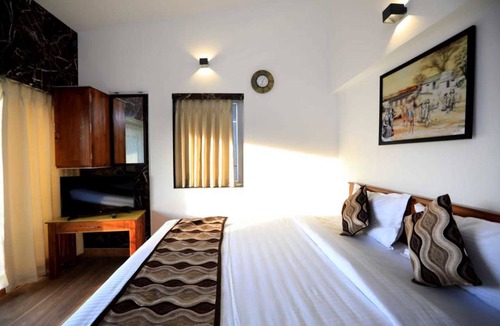 Kodaikanal Hotel | Cherry Blossom Homestay