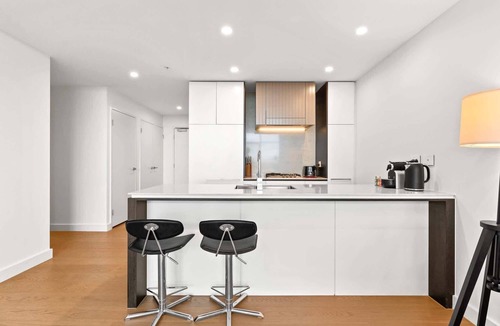 Wentworth Point Apartment | Chic 1-Bed with Pool by River, Ferry & Amenities