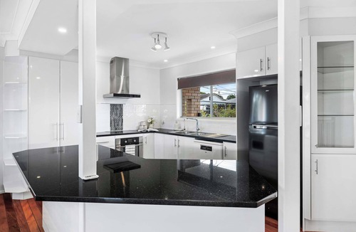 Rochedale South House | Chic 3BR Home with Pool in Rochedale South