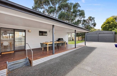 Anglesea House | Chic Coastal Living - Anglesea