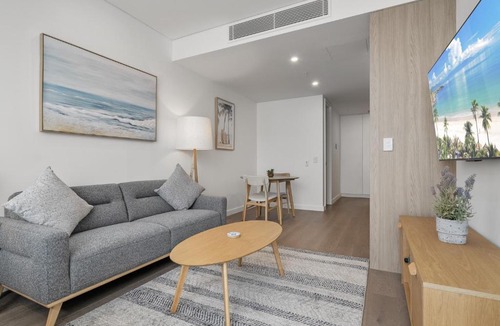 North Fremantle Apartment | Chic Studio Stay Near Cafés and Coastline
