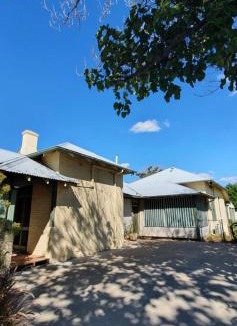 Gilgandra Bed & Breakfast | Chinnock B&B