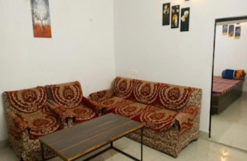 Deoghar Hotel | CHINTA HARAN REST HOUSE