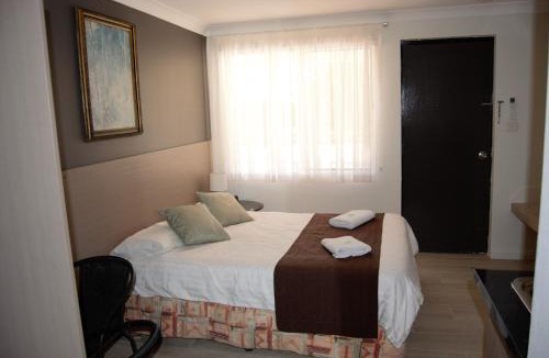 Cowra Hotel | Civic Motor Inn