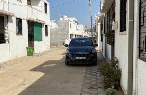 Rajpipla Apartment | Clamber Homestay