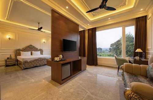 Dhanbad Resort | Clarks Inn Suites Dhanbad
