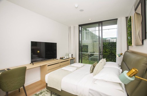 Perth Central Business District Hotel | Classic King Room - Quinn`s Botany Boutique K01