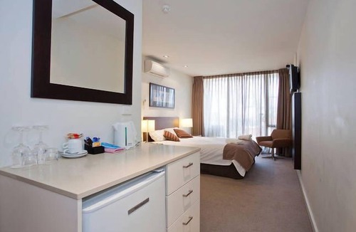 Torquay Resort | CLASSY TORQUAY RESORT "MOTEL SUITE"