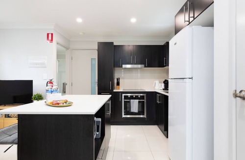 Rocklea Apartment | Clean 1 Bdr Apt w/AC | Covered Parking | 539F1