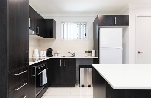 Rocklea Apartment | Clean 1 Bdr Apt w/AC | Covered Parking | 539F1