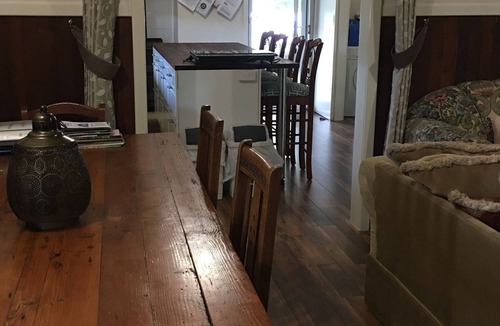 Darradup House | Clearhills-charming, private cottage