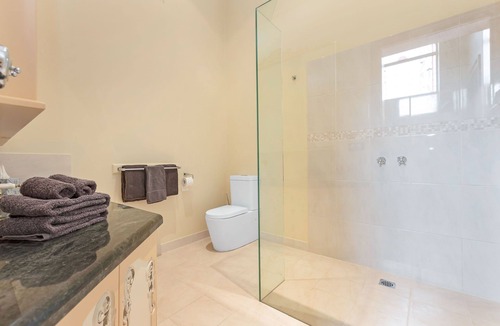 Echuca Hotel | Clocktower Suites
