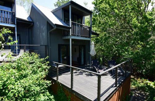 Kangaroo Valley House | Cloudsong Chalet 4 Close to the village centre