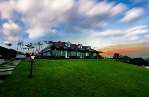 Thankamony part Hotel | Cloudy Court Resort