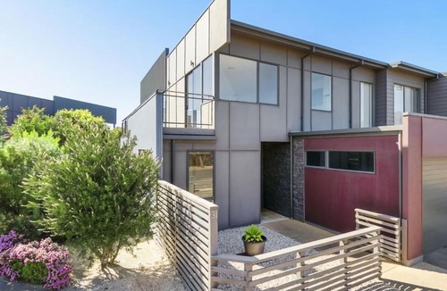 Torquay House | Coast Drive Beach and Golf 31