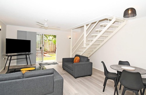 Torquay Apartment | Coast Spacious Two Bedroom 1 Bathroom Apartment