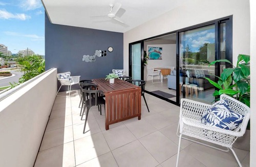 Cairns North Apartment | Coastal 2-Bed with Parking & Pool by the Ocean