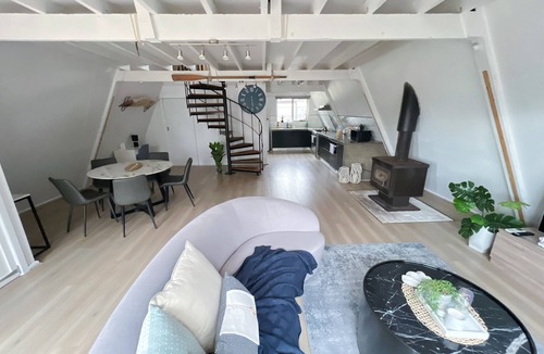 Hastings House | Coastal A-Frame Hideaway