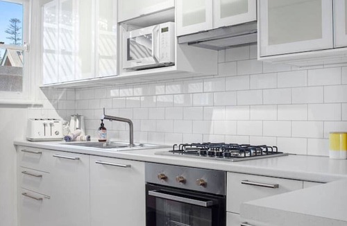 Cottesloe Apartment | Coastal Classic: Apt near the Ocean