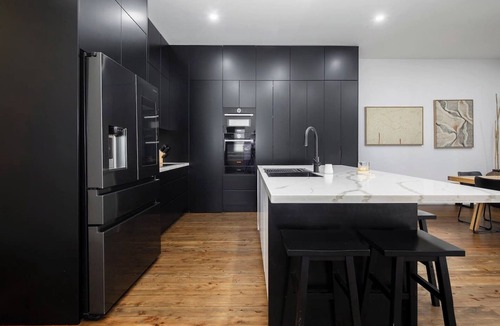 Merewether House | Coastal Cove Your Year Round Spa and Sauna Retreat