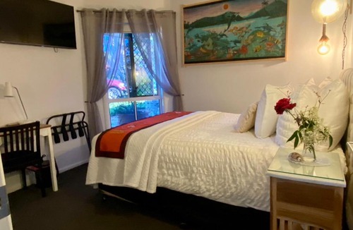 Maroochydore Apartment | Coastal Escape