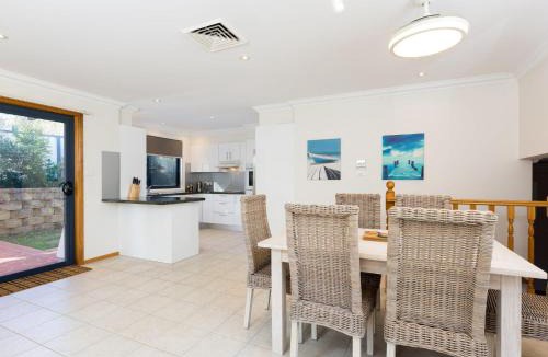 Gerroa House | Coastal Haven at Gerroa