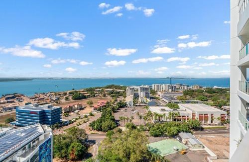 Darwin City Centre Apartment | Coastal Magnificence - Pool - Workspace - Parking