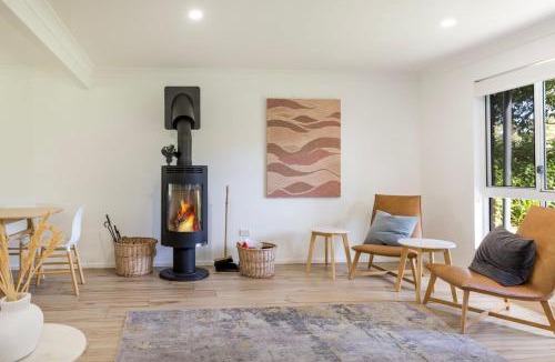 Callala Beach House | Coastal Oasis - Pet Friendly - 6 Mins Walk to Beach