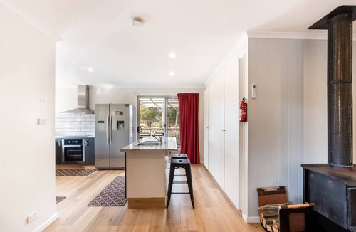 Sloping Main Apartment | Coastal Retreat by the Beach