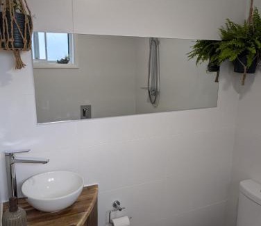 Culburra Beach House | Coastal Studio - 10 min Walk to Surf & Sand