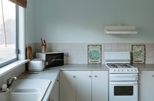 Penneshaw House | Coastal-View | Penneshaw Bush Retreat | 3BR