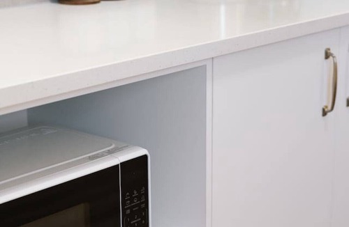 Wynnum House | Coastal Wynnum Home | Near Plaza &City Connections
