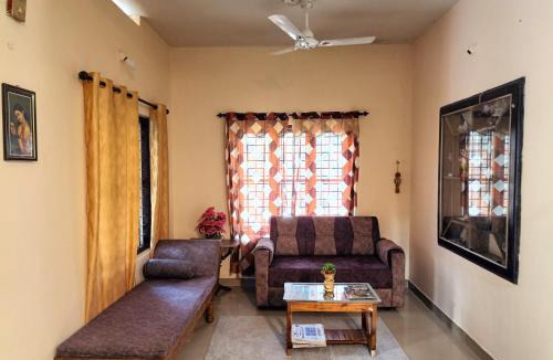 Kaimane House | Coffee View Holiday Homes