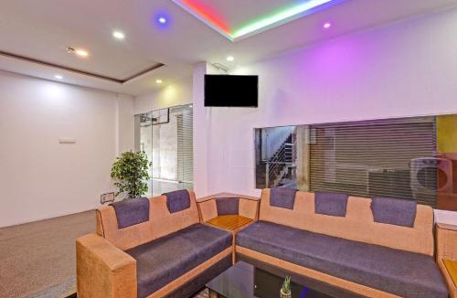 Ramanattukara Hotel | Collection O EXPRESS SUITES