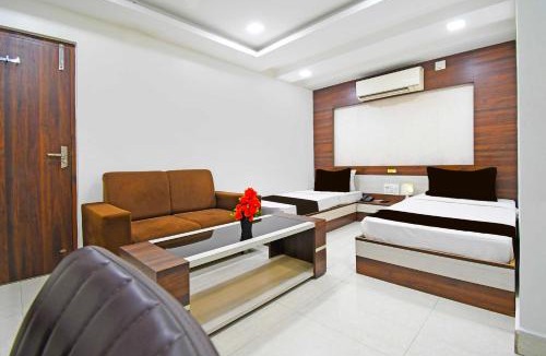 Dhanbad Hotel | Collection O Sahayogi Near Big Bazaar