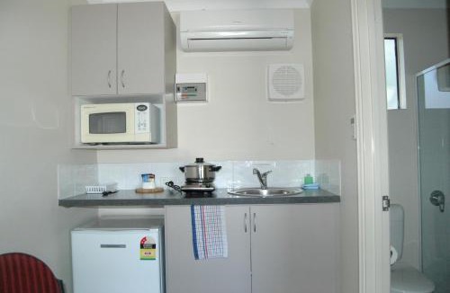 Collie Hotel | Collie Forest Motel