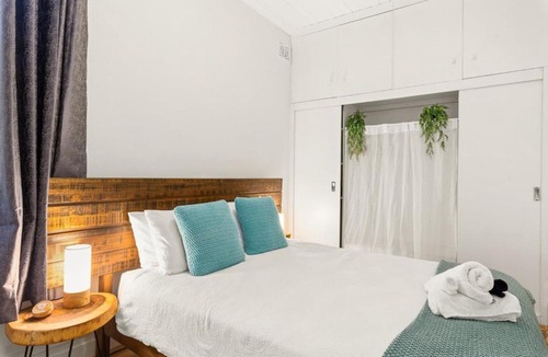 Bondi Apartment | Colourful Spacious Central 3BDR Balcony AC Parking