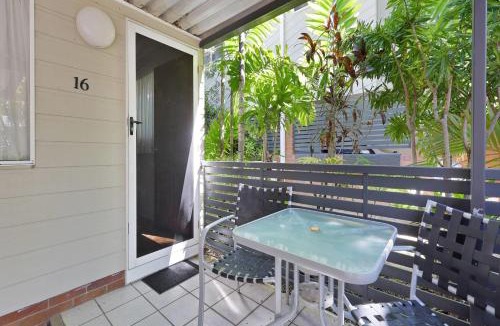 Blacks Beach Resort | Comfort Resort Blue Pacific