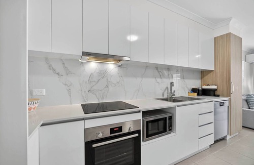 Rockingham Apartment | Comfortable 2BR Rockingham Apartment