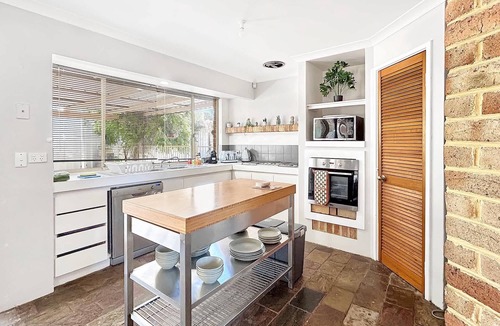 Marangaroo House | Comfortable 3-Bed Home in Marangaroo