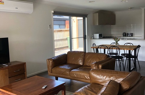 Donnybrook House | Comfortable home in Donnybrook, close to the train station