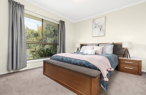 Mount Pleasant House | Comfortable recently renovated family home close to SovereignHill.