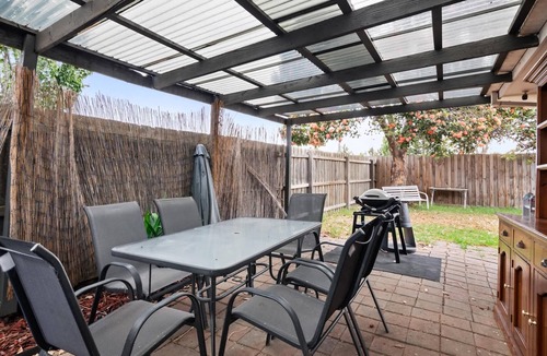 Hoppers Crossing House | Comfortable Stay in Hoppers Crossing