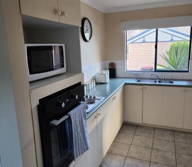 Boulder Villa | Comfortable Villa across the road from the Historic Recreation Hotel