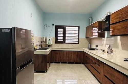 Kharar Apartment | Comfy Corner | Cozy 3BR Retreat with Private Balcony
