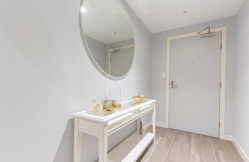 Wentworth Point Apartment | Comfy Designed 2BD w near Bennelong Bridge