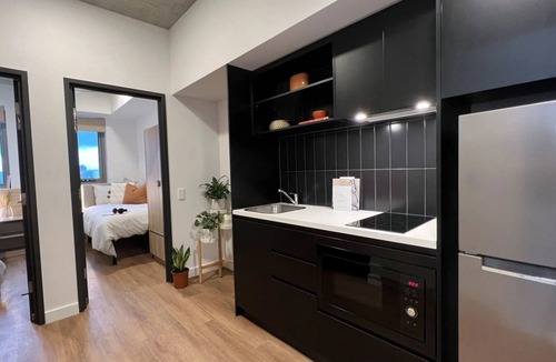 Adelaide Central Business District Apartment | Comfy stay at Switch Living in the Centre of Adelaide - Campus Accommodation