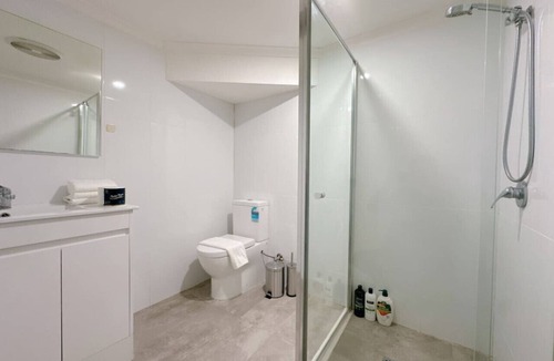 Sunnybank Hills Apartment | Comfy unit near Garden city Westfield w/Parking